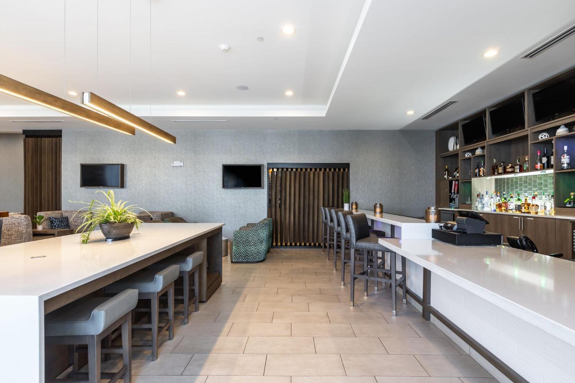 Holiday Inn Greenville - Woodruff Road By Ihg Luaran gambar