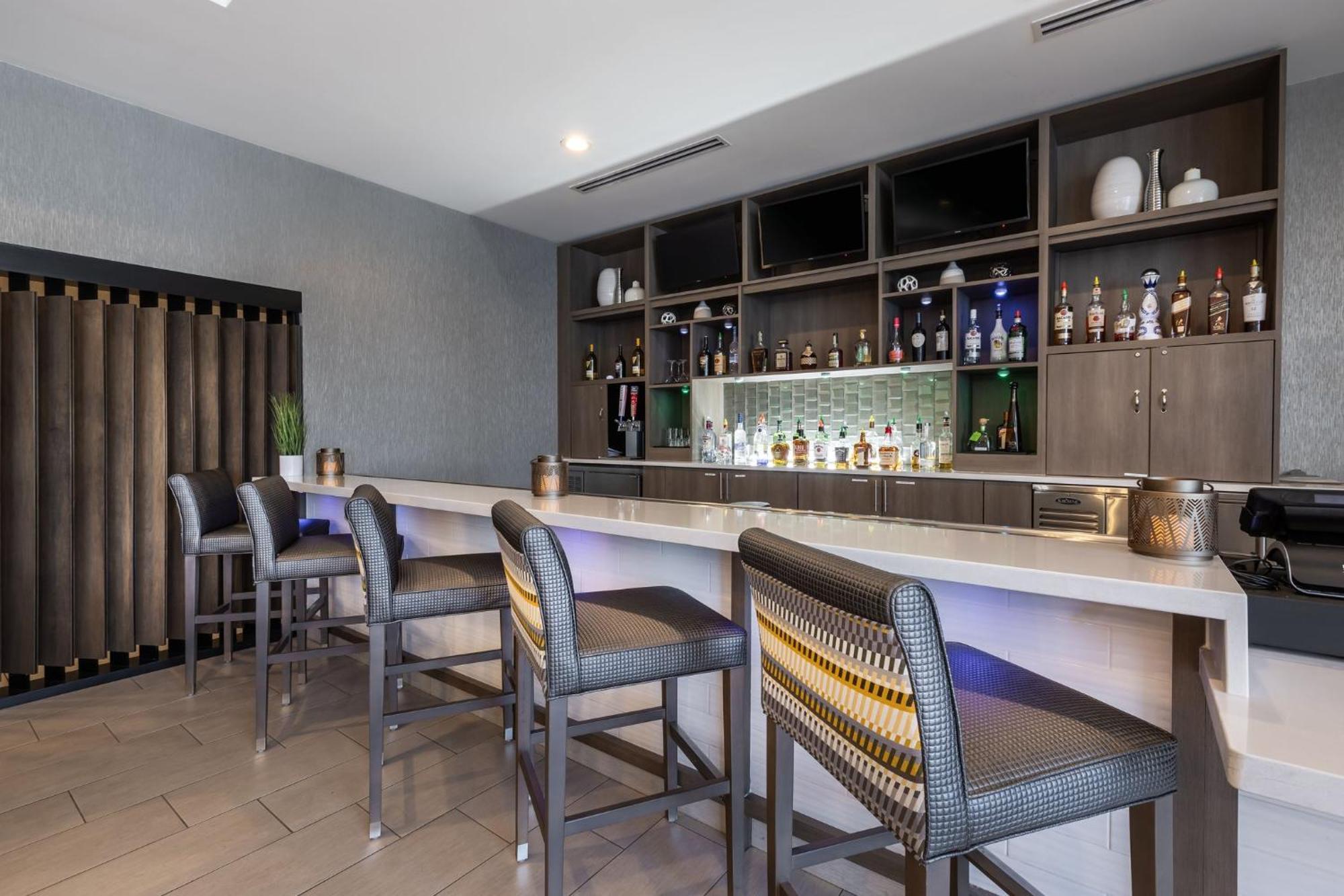 Holiday Inn Greenville - Woodruff Road By Ihg Luaran gambar